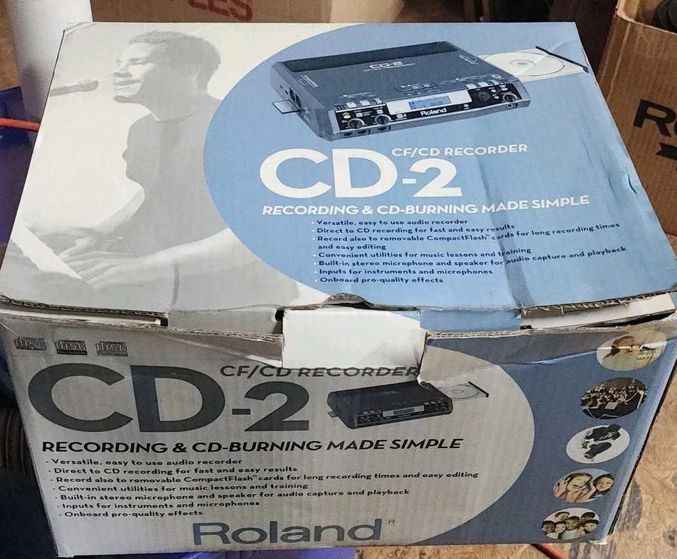 ROLAND CD-2 RECORDER Player / Compact Flash CD Disc BURNER - Great Shape Box + - Image 4 of 4
