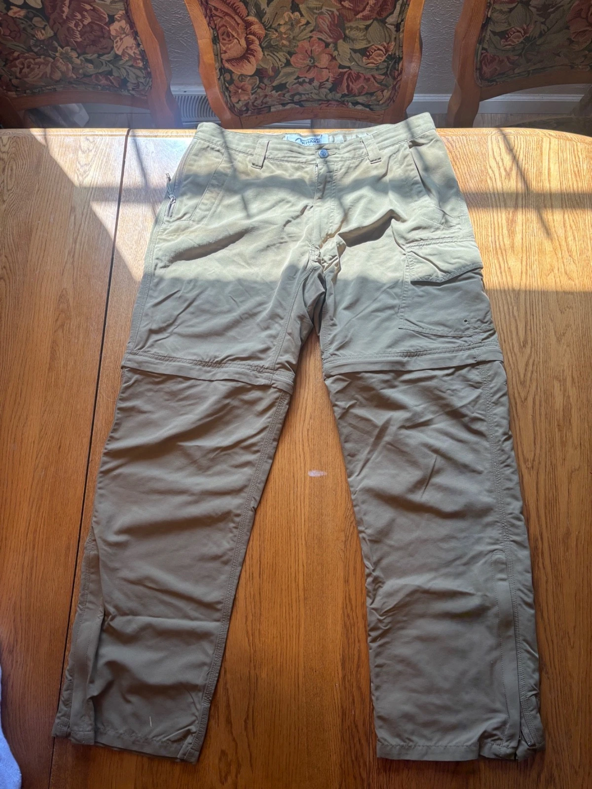 Mountain Khakis Mens 34x32 Convertible Hiking Pants Zip Off Shorts Relaxed fit