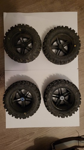 Proline Trenchers On TRX Traaxas Chrome Split Spoke Wheels Set Front/Rear 1/10 - Picture 2 of 15