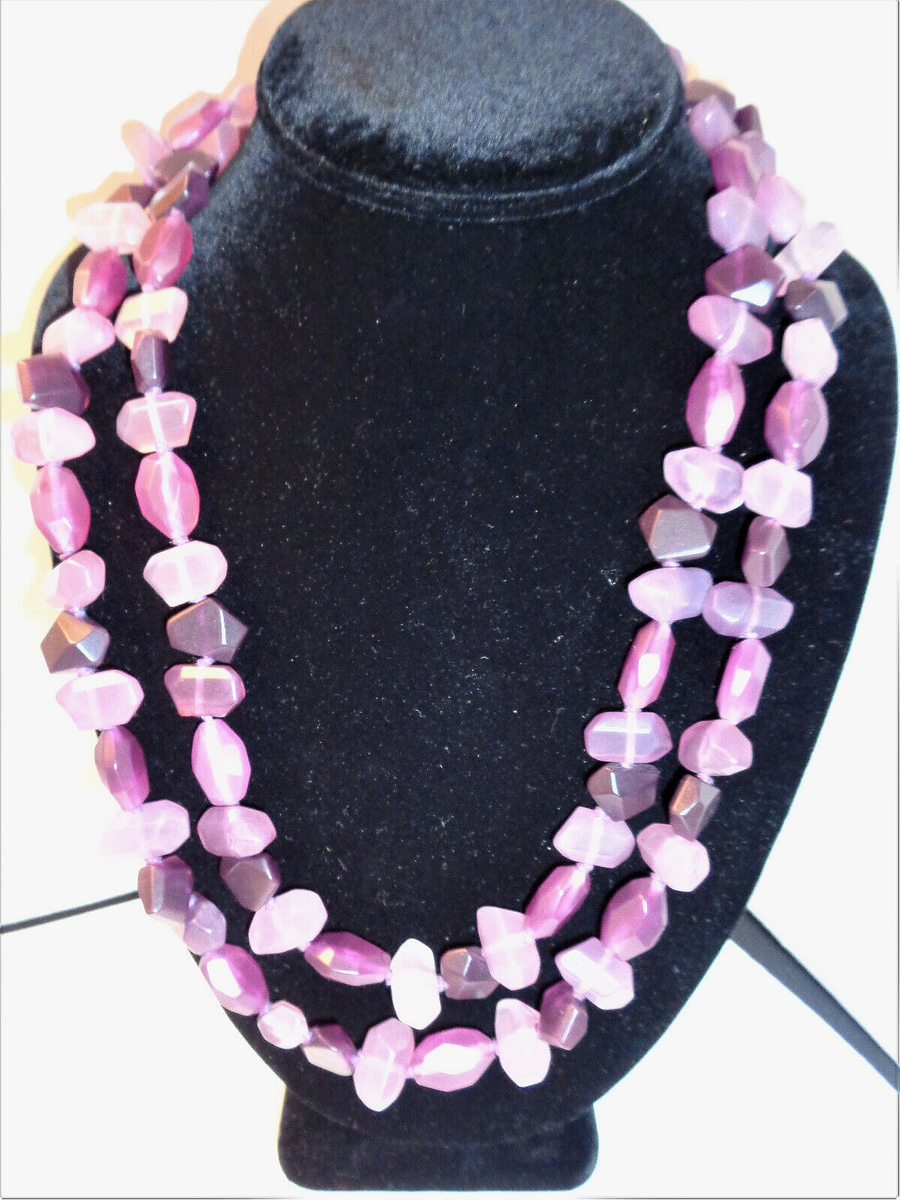 Vintage Jewelry 1990 display picture 2