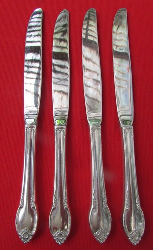 REMEMBRANCE by 1847 Rogers 5 Hollow Dinner Knives Silver Plate 9 3/8" Lg - Picture 3 of 10