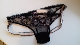 AGENT PROVOCATEUR SUPER RARE VINTAGE EVALYNE BLACK/PINK BRIEF 2 SMALL UK 8 BNWT
