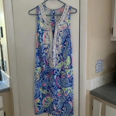 Lilly Pulitzer Sz 6. Carlotta Blue Peri Pinch Stretch Corded Lace Shift Dress - Image 1 of 4
