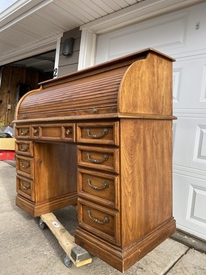 Vintage Roll Top Desk w/ Built-In Light   Solid Wood   Heavy