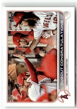 2022 Topps #416 Dugout Congratulations