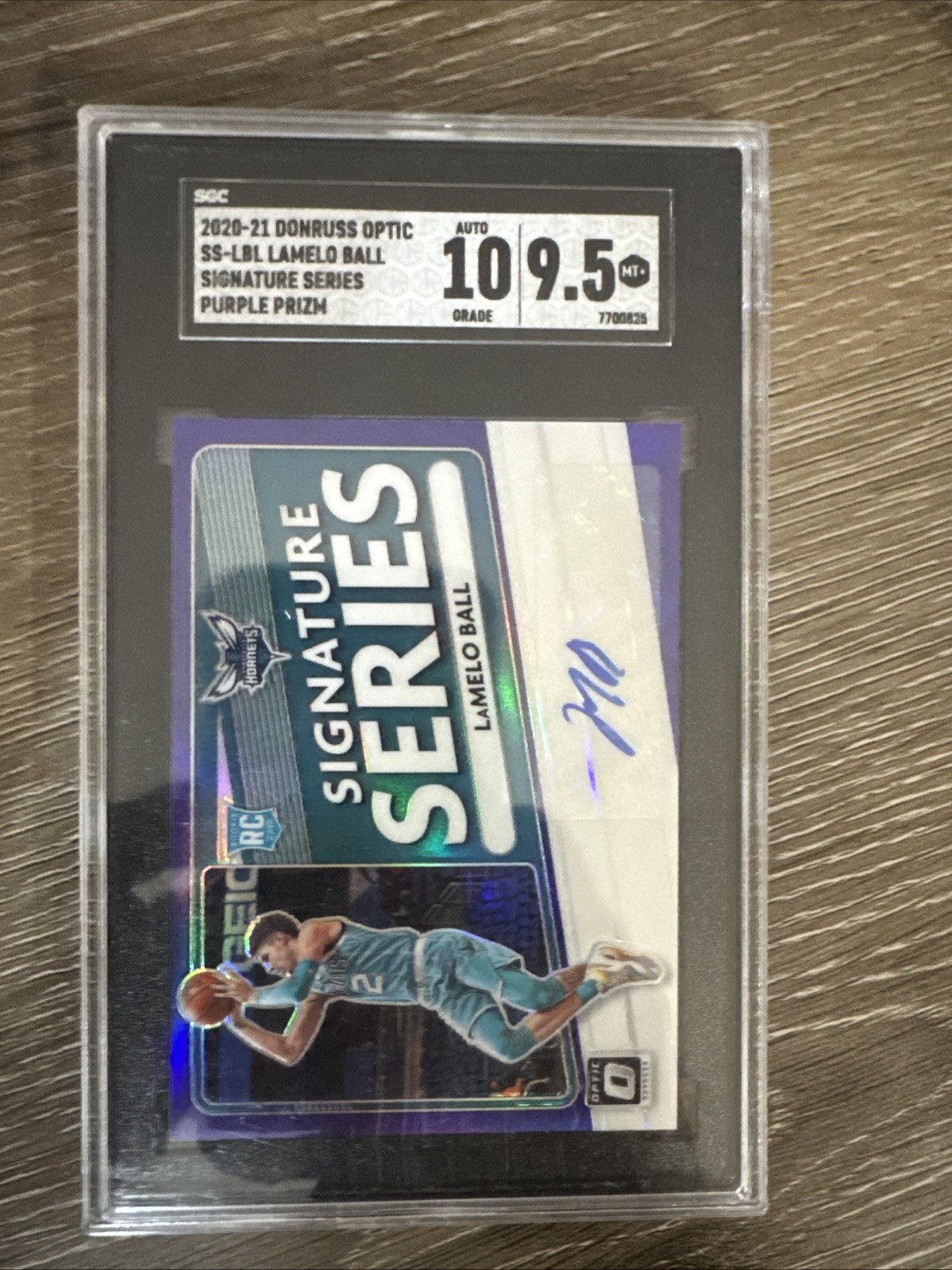 2020-21 Panini Donruss Optic - Signature Series LaMelo Ball #SS-LBL Purple Prizm