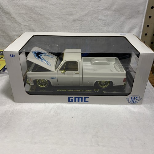 M2 Machines 1976 GMC Sierra Grande 15 Custom 1:24 SQUAREBODY CHASE