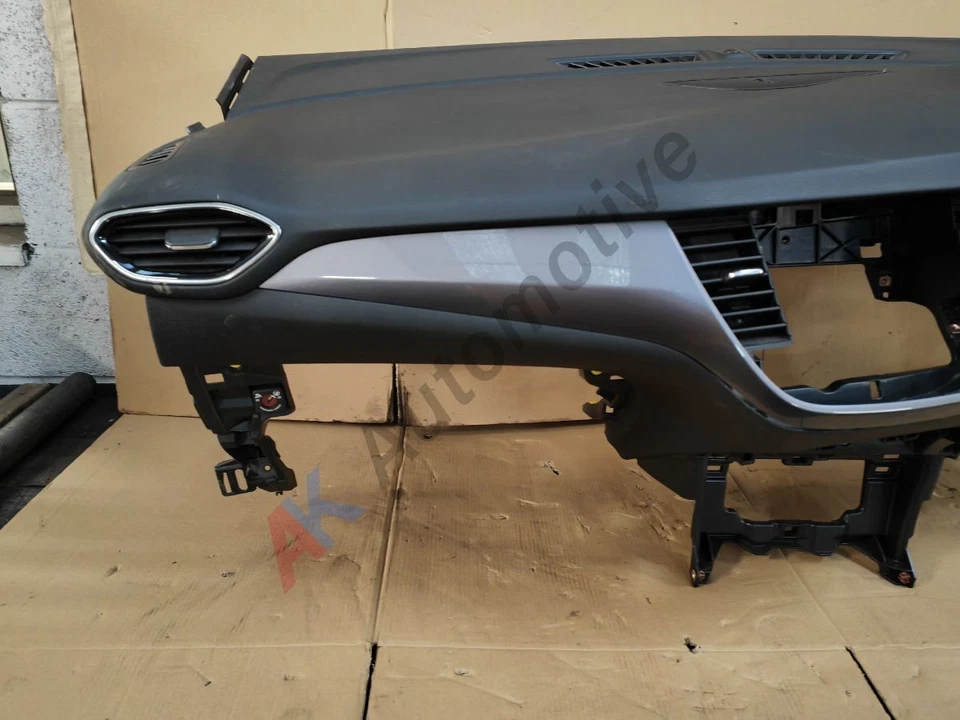 Vauxhall Crossland X 17-20 Dash Dashboard with Passenger Airbag - Image 2 of 4