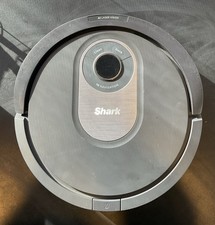 Shark AI Robot Vacuum Cleaner RV2001DRUS w/ Dock - Fully Working. B41