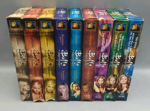 Buffy the Vampire Slayer Slayer Pack Buff & Angel Slayer Chronicles VHS Tape Lot - Foto 11 di 13