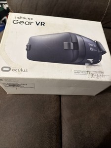 Samsung Gear VR Oculus Virtual Reality Headset 2016 SM-R323 Black - Open Box
