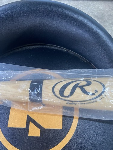 Tony La Russa Signed 2000 Wins Commemorative Rawlings Bat MLB Cardinals Rare - Picture 3 of 3
