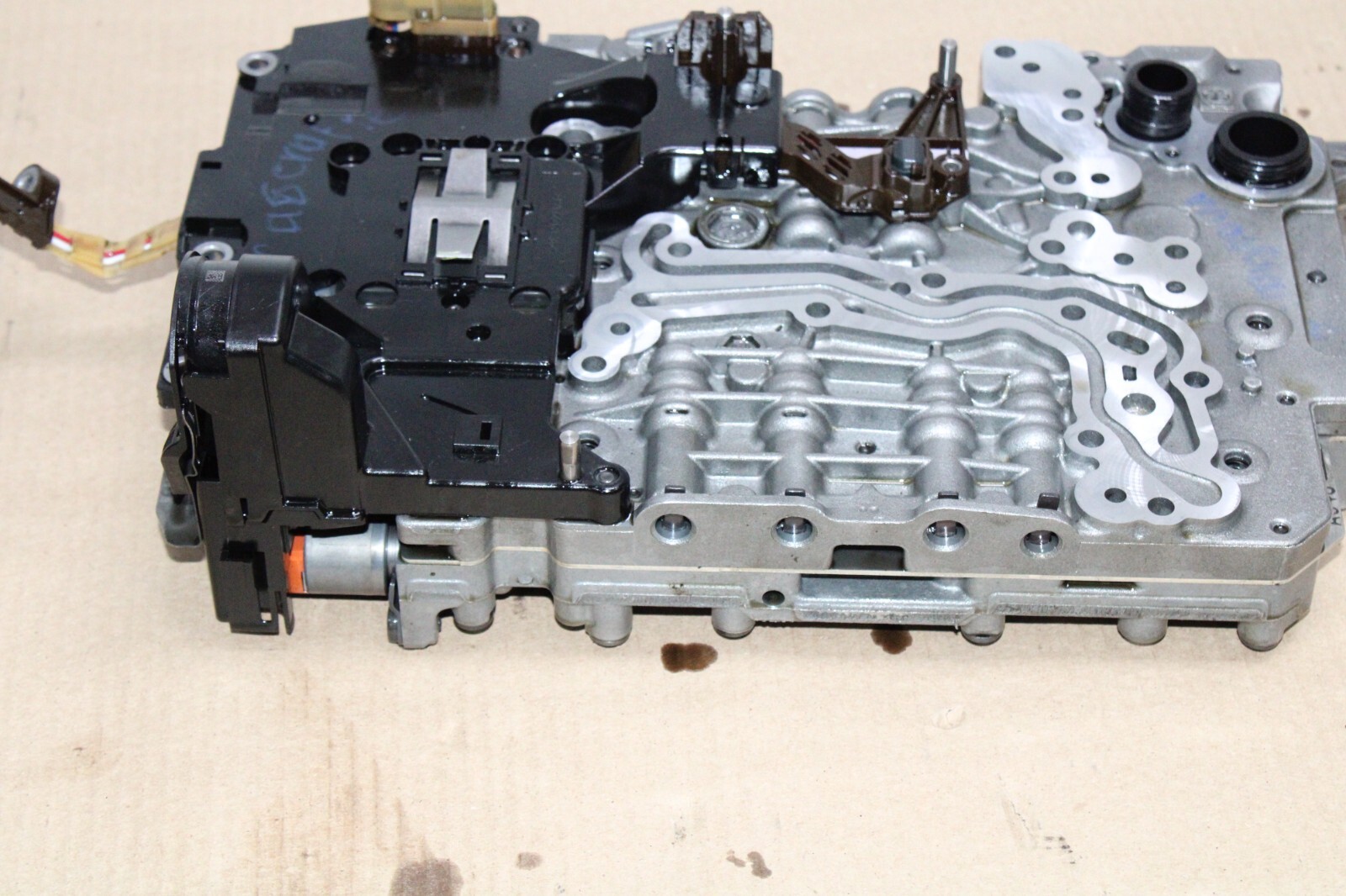 Maserati Ghibli Valve body