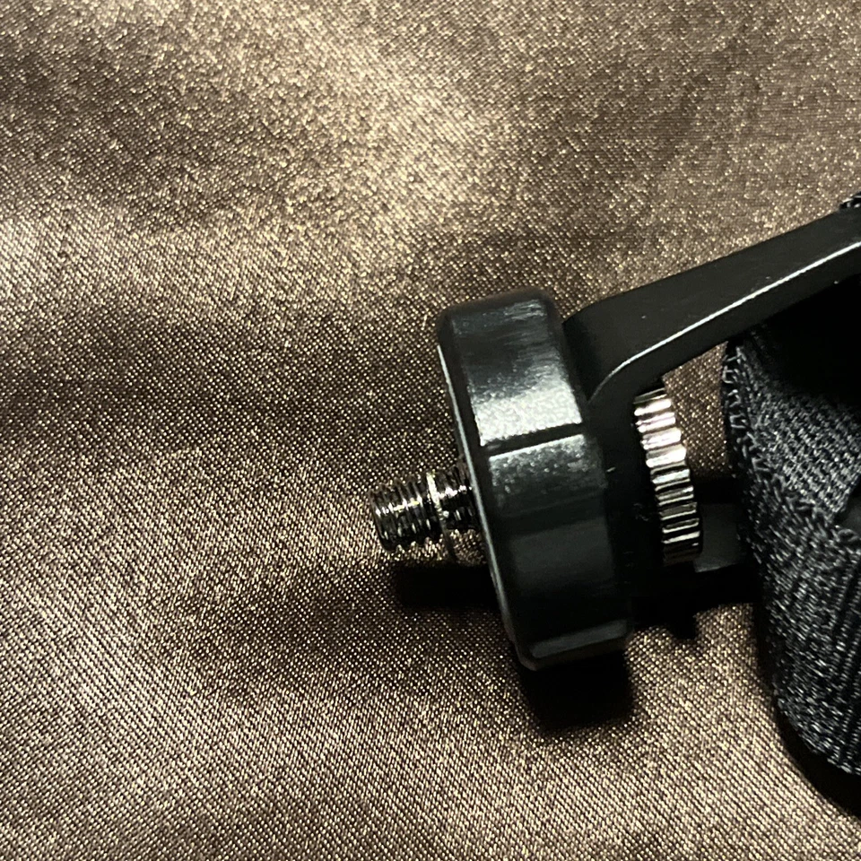 Case Logic DCS-101 DSLR Quick Sling Cross Body Camera Sling - Black #006 - Image 4 of 4