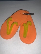 ORANGE YELLOW FLIP FLOP KEYCHAIN