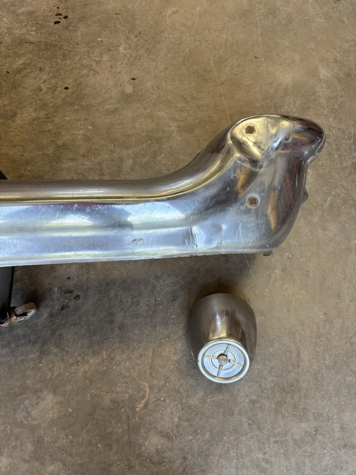 1957 Chevrolet Bel Air California one piece front bumper - Image 4 of 4