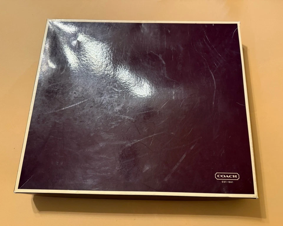 Сумка с короткими ручками наплечная Coach нейлон и кроличий мех стиль 9443 поворотный замок оригинал $368 - Изображение 3 из 4