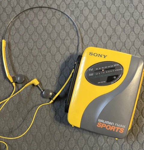 Vintage  Sony WM-SXF30 Sports FM/AM Radio Walkman Cassette & Headphones Parts