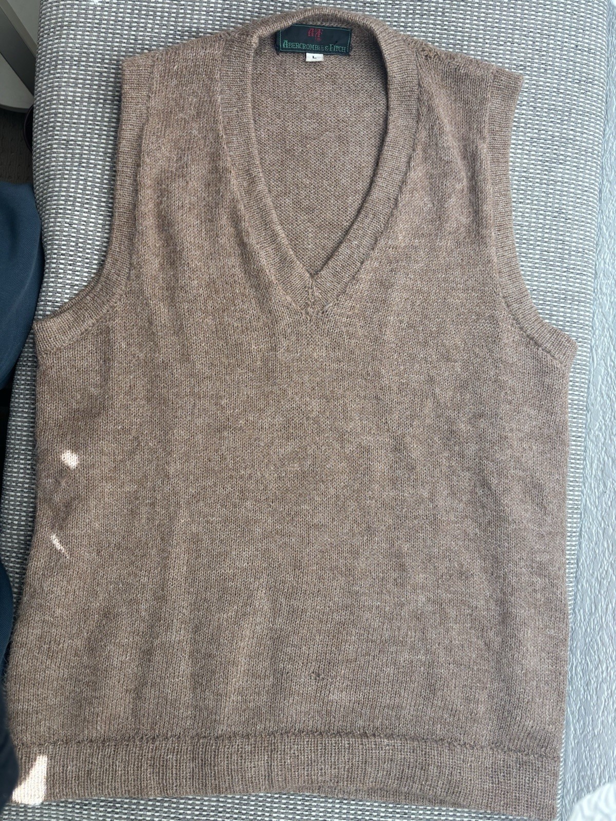 Abercrombie & Fitch, 1980’s VTG Abercrombie &Fitch Cashmere V-Neck Sweater Vest. Brown Men’s Lg