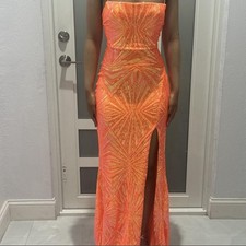 Windsor size S formal prom spaghetti straps backless maxi dress in orange sequin