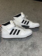 Adidas Post Move Mid Para Hombre Talla 12 1/2 US Usado Blanco con Rayas Negras