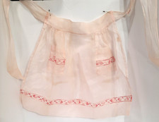 VTG Sweetheart Pink Apron w/ Applique Sheer Feminin MCM Kitchen CottageCore READ