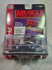 Auto World 1970 Dodge Challenger R/T Licensed Premium Release 3 Version A Plum