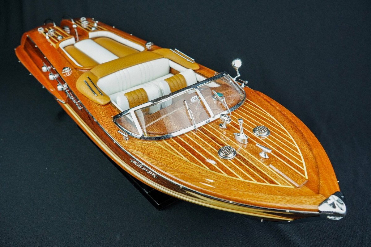 1:16 Vintage Wooden Riva Aquarama Speed Boat Model Ship Top Shelf