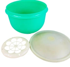 Tupperware Green Jadeite Lettuce Crisper Dome Lid VTG 1424-4 Storage
