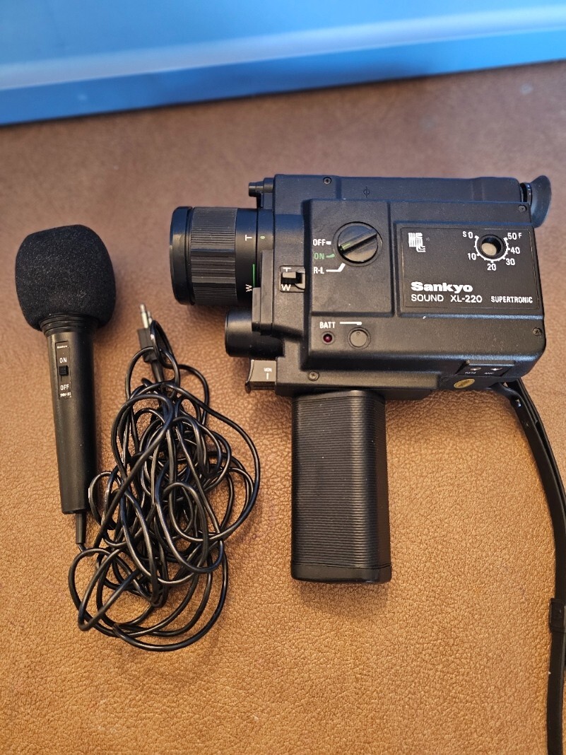 Sankyo Sound XL-220 Supertronic Vintage Movie Camera UNTESTED | eBay
