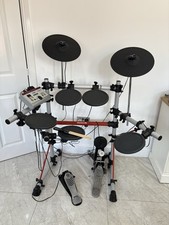 Electronic Drum Kit Yamaha DTXPress IV in VGC comes with drumsticks