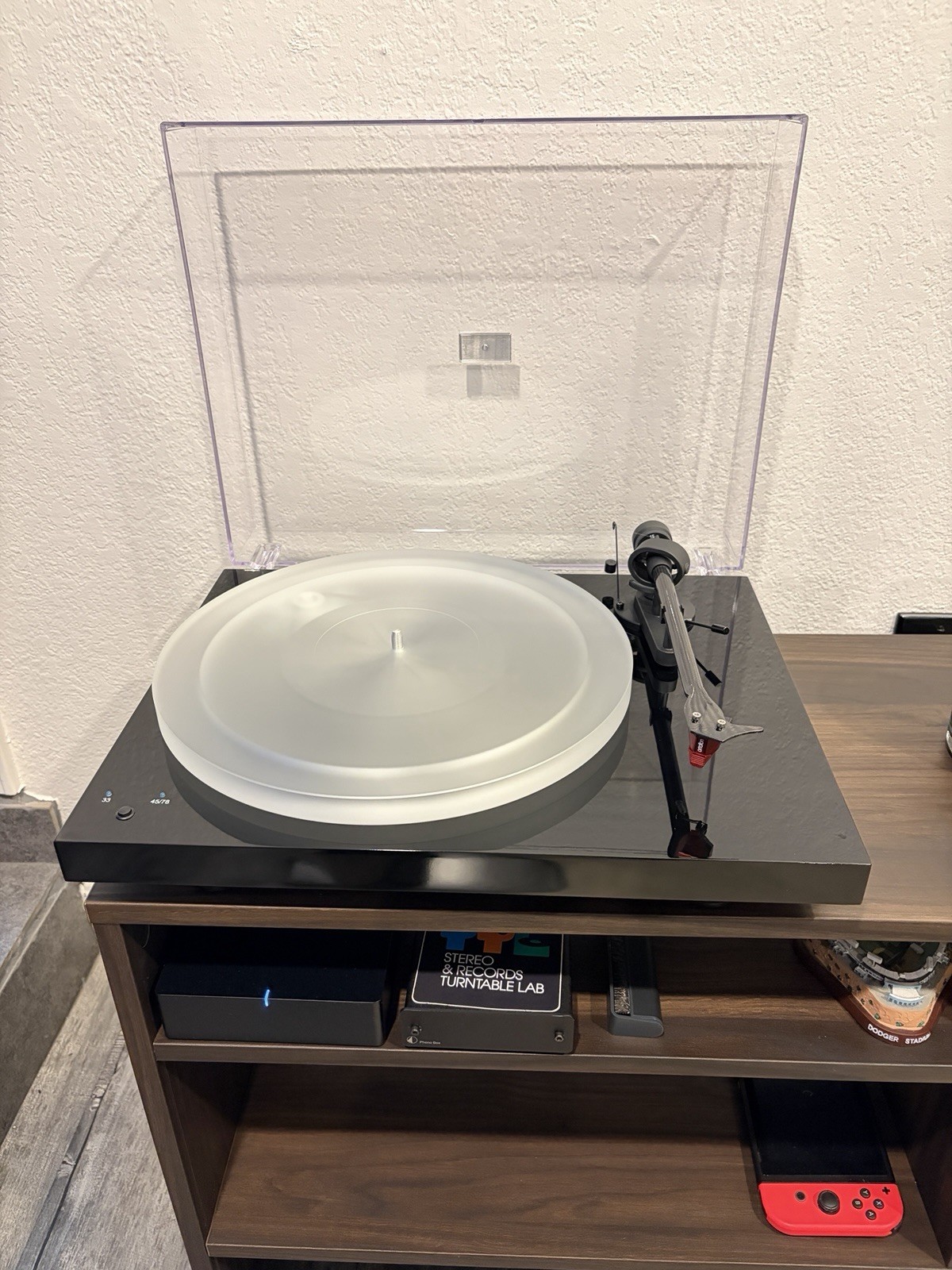 Pro-Ject Debut Carbon SONOS Edition, Piano (Black) Record Player