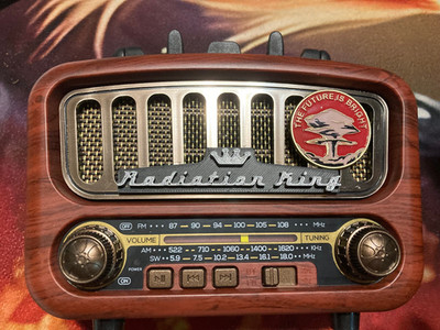 Radiation King Nuka Cola TFIB Bomb Blast Fallout real working fan art  radio