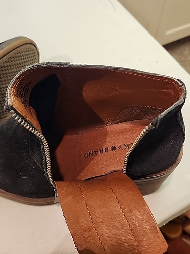 Stivaletti Lucky Brand Roquee con cerniera in pelle nera tacco a blocco taglia 6 M - Foto 8 di 9