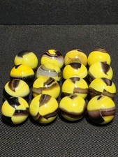 LOT-651 VINTAGE MARBLE KING 16 BUMBLEBEE'S UV DIFFERENT VARIANTS  .56-.61 M-NM