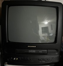 Sylvania CRT TV VCR Combo 13" SRC13DC No Remote 2000 VCR Works