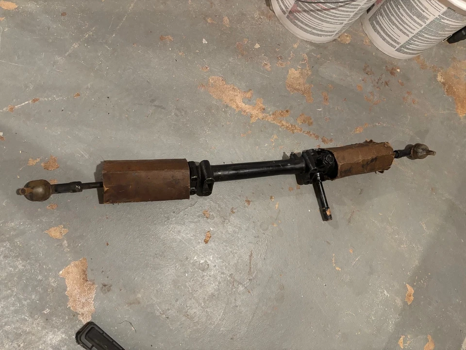 NOS SAAB V4 Sonett, 95, 96 barra de dirección Foto 2 de 4