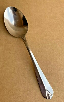 1 Place Oval Spoon Karla Cambridge Silver Stainless Plume Tip