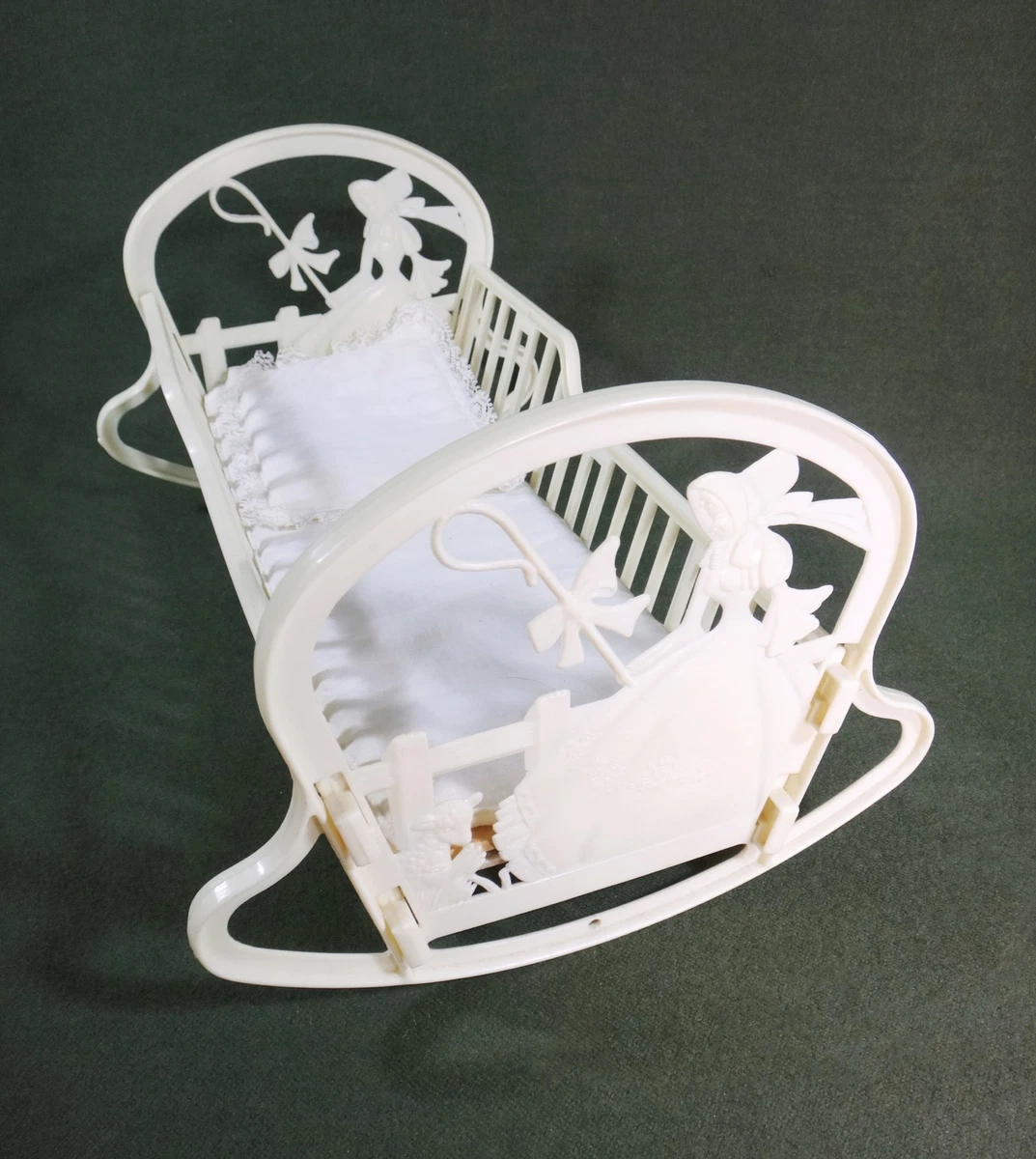 vintage LITTLE BO PEEP hard plastic ROCKING baby DOLL BED 11