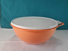Tupperware 32 cup Thatsa Mixing Bowl Cosy Rosy Orange White Seal 32cup