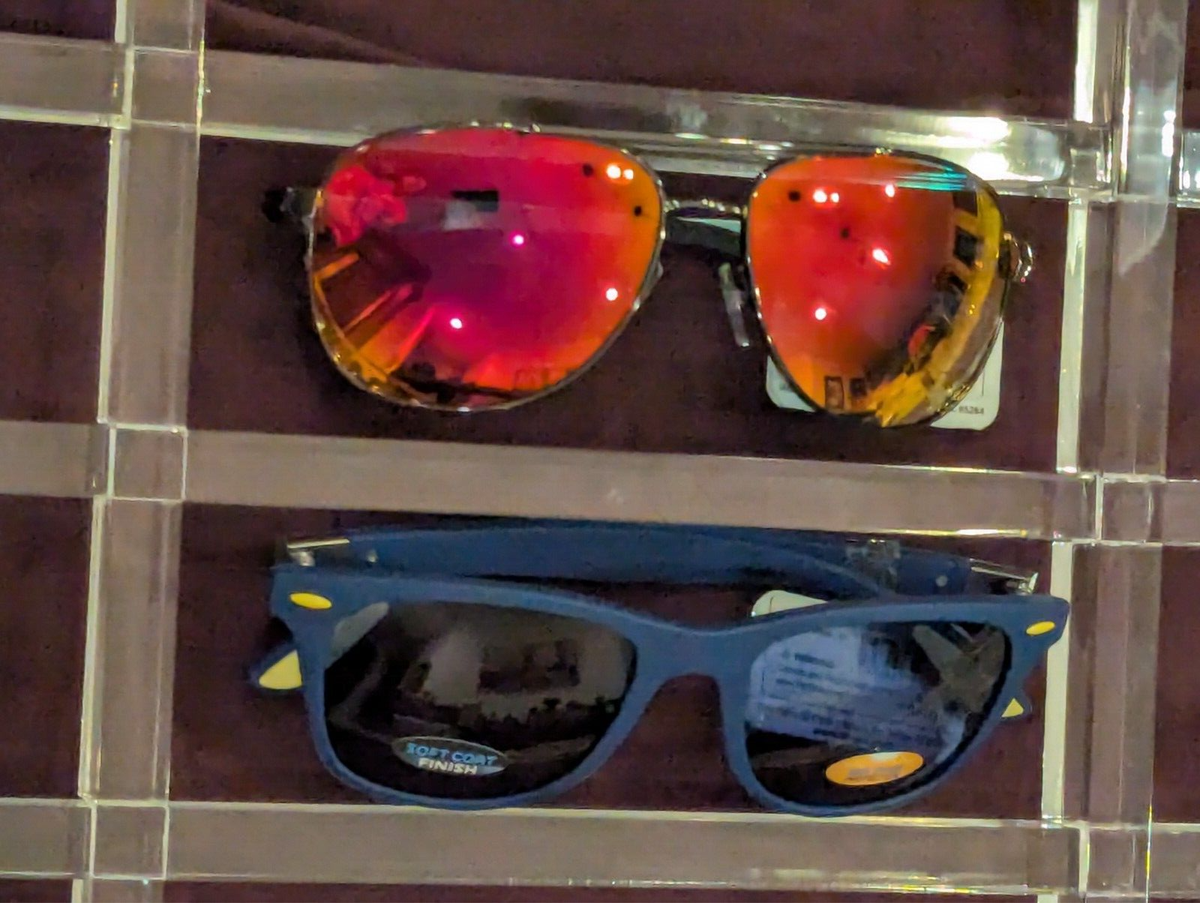 Lot of 35 pair of NEW Sunglasses! Oliver Peoples x Cary Grant Sunglasses | Uncrate Supply main image 2