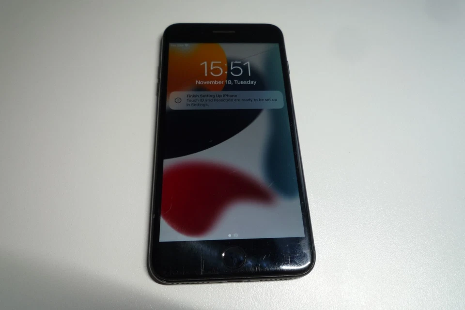 Apple iPhone 7 Plus - 32GB - Jet Black (Unlocked) A1784 (GSM) - Image 4 of 4