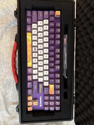 Cherry x Pokémon Gengar MX8.2 XAGA Wireless Mechanical Keyboard MX2A Red Switch