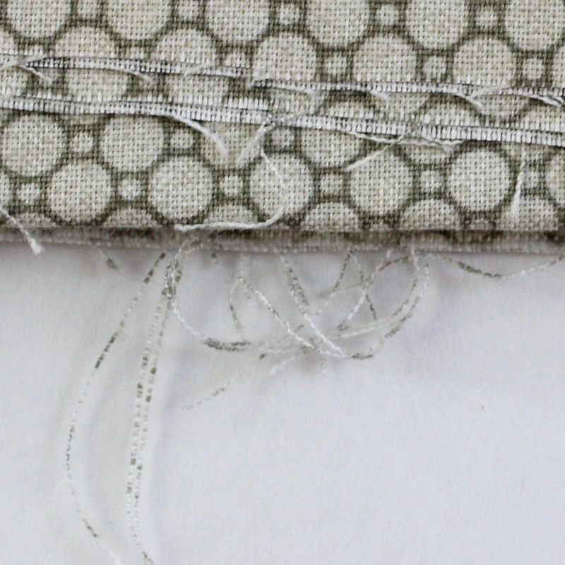 Tela de algodón acolchada ligera tejida de gallo rojo 44" de ancho x 1 yarda blanca de cabaña Foto 4 de 4