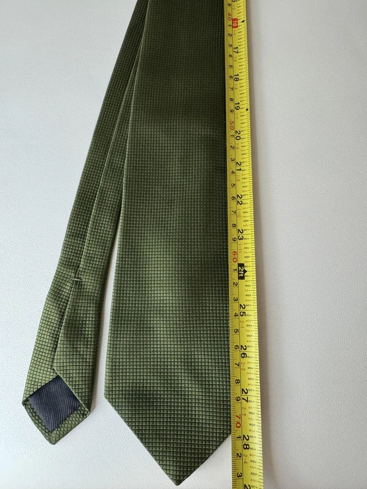 Corbata tejida Jim Thompson para hombre verde oliva texturizada micro rejilla 58x3,75 Foto 4 de 4