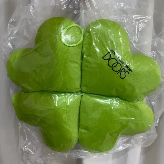 Unopened Doyoung Doors Clover Seat Cushion Collectible