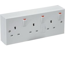 Triple 3 Gang 13 Amp Switched Fused Mains Wall Plug Socket C/W Surface Mount Box