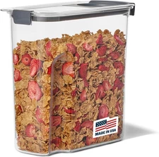 Rubbermaid Brilliance Airtight Cereal Food Storage Container, Set of 1, Clear 