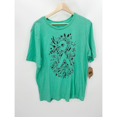 REI T-Shirt Men LARGE NWT Green Outessa Logo Short Sleeve Graphic Crew Neck