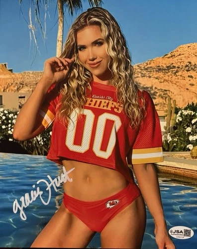 Kansas City Chiefs Gracie Hunt Signed Autograph 8x10 Photo 8x10 JSA RARE